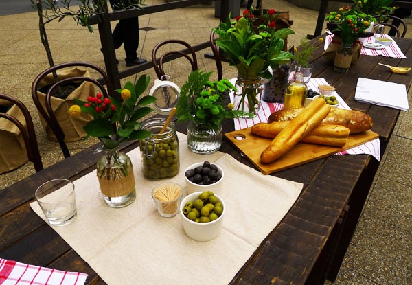 Olives table