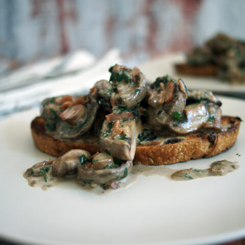 Creamy Murshrooms on Toast Reciep