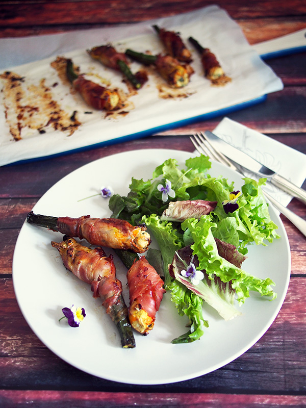 baked stuffed zucchini flowers