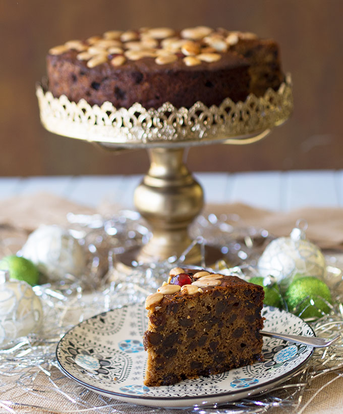 Vegan Christmas Cake | The Veg Space