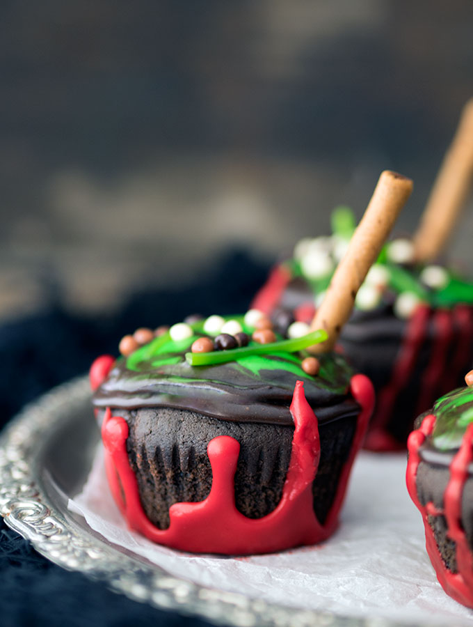 Witches Cauldron Cup Cakes