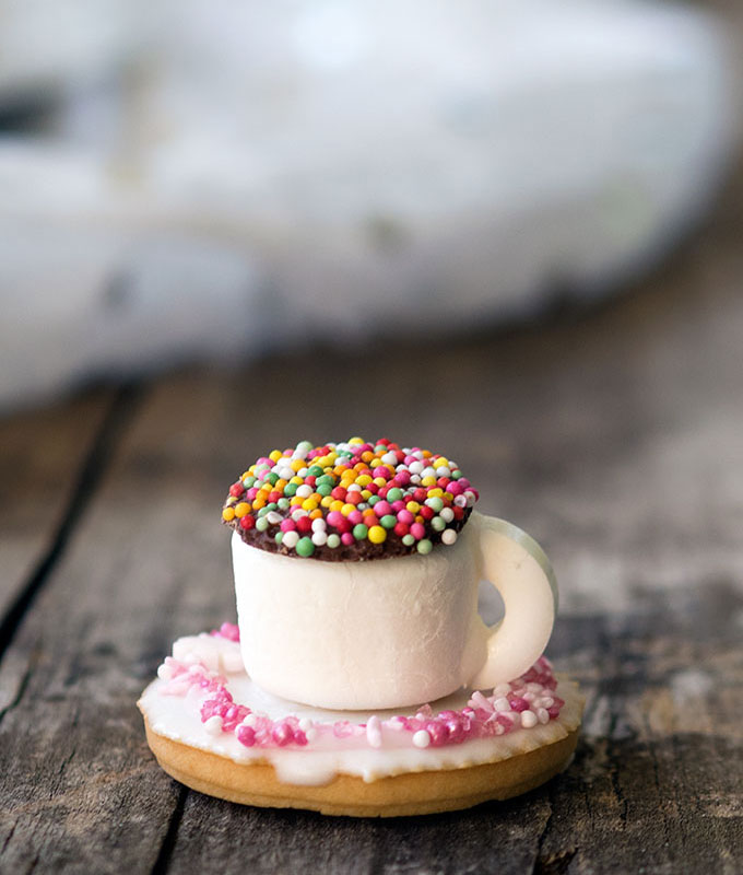 The cutest Tea Cup Cookies. Not cooking required, complete assembly fun with the kids!