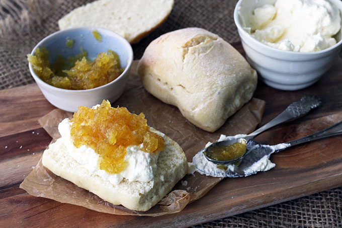 easy pineapple jam recipe made with vanilla to take you to the tropics