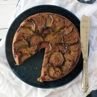 Fig Upside Down Cake - Gluten Free and super easy to make!