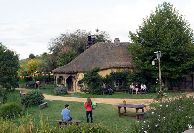 Hobbiton Movie Set