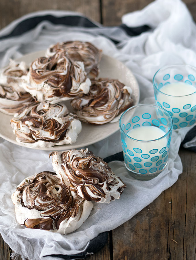 Chocolate Swirl Meringues with Sea Salt ~ Stunning looking meringues with crisp shells and soft mallow like centres