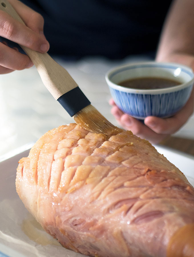 Dark and Stormy Baked Ham. Such a simple dish and will be the shining star of your Christmas festivities.