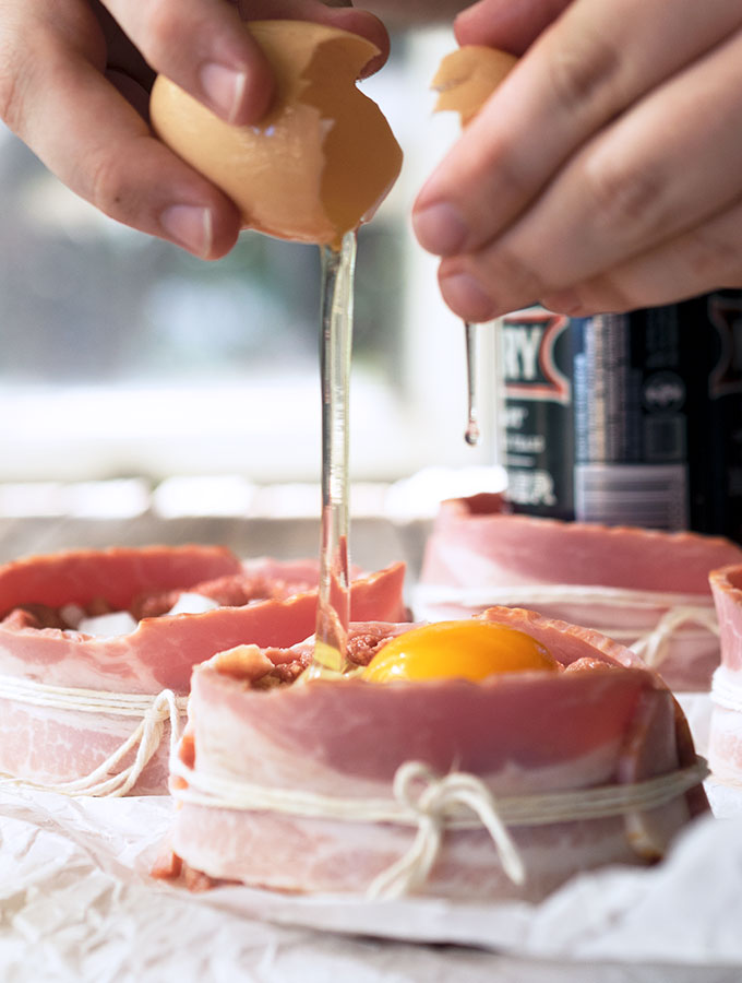 Beer-Can Breakfast Burgers 