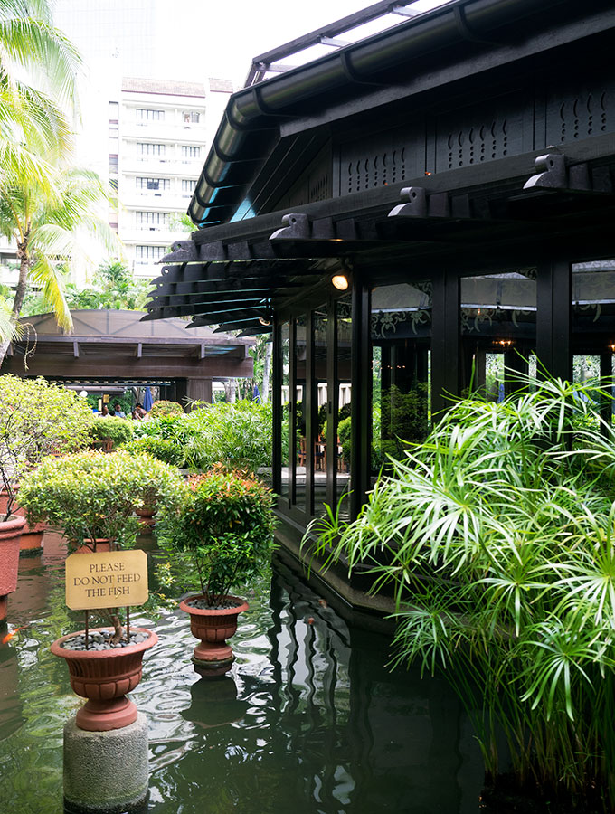 The Peninsula Manila stay review. 5 star luxury located centrally in Makati.