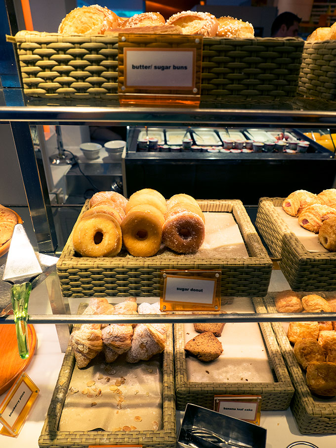 The Line at Shangri-La Hotel in Singapore offers an extensive breakfast buffet.  Do they do the best buffet breakfast in Singapore?