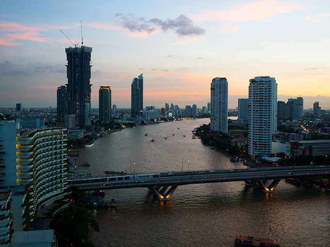 Shangri-La Hotel Bangkok Deluxe River View Room