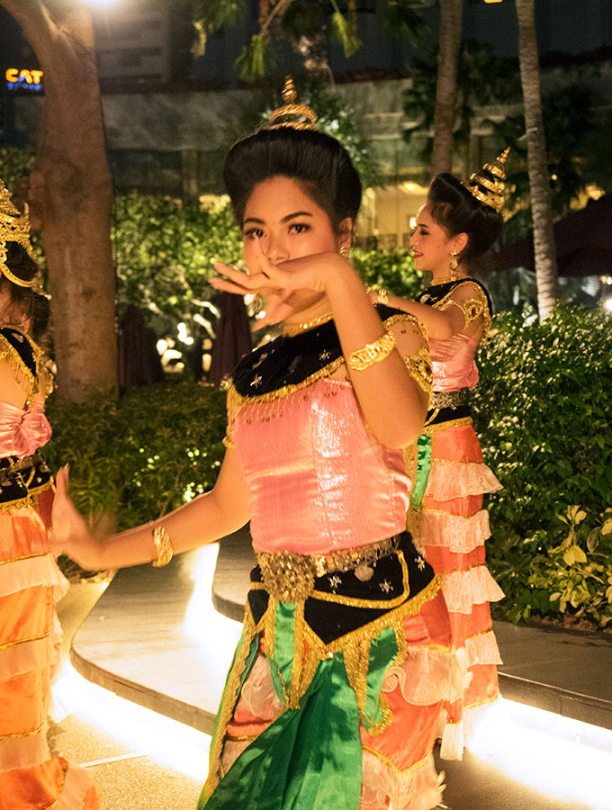 Thai Dancer Salathip Thai Restaurant Shangri-La Bangkok