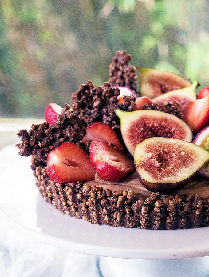 Rich, smooth and creamy chocolate cheesecake with a chocolate rice crispie base