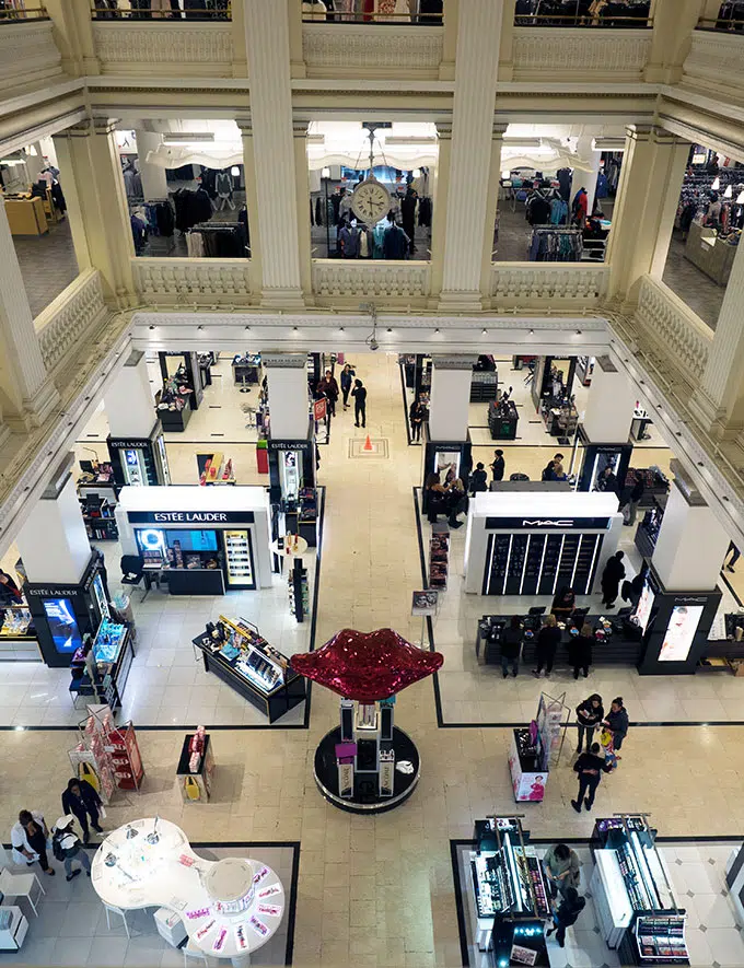 Open levels at the Marshall Field's Building