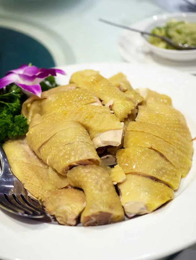 Macanese cuisine poached chicken with skin and sauce