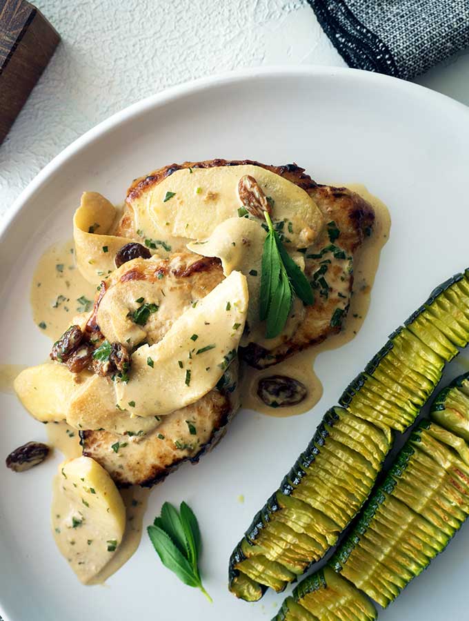 Pork with apples sultanas and cream www.bellyrumbles.com