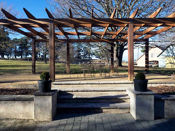 mona farm the coach house entertaining area outdoors