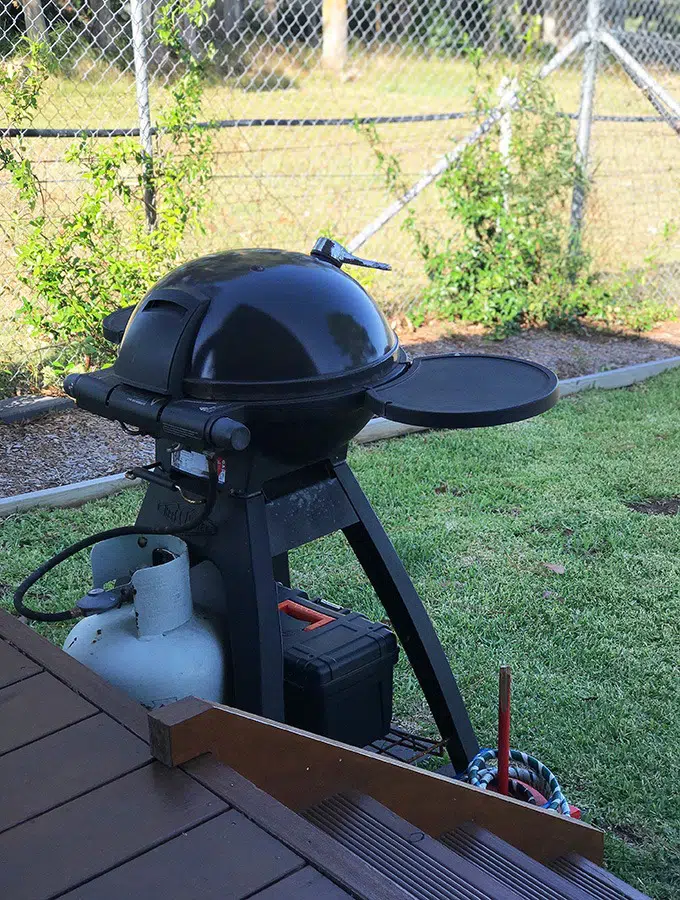 barbecue in back yard of the dog house port macquarie