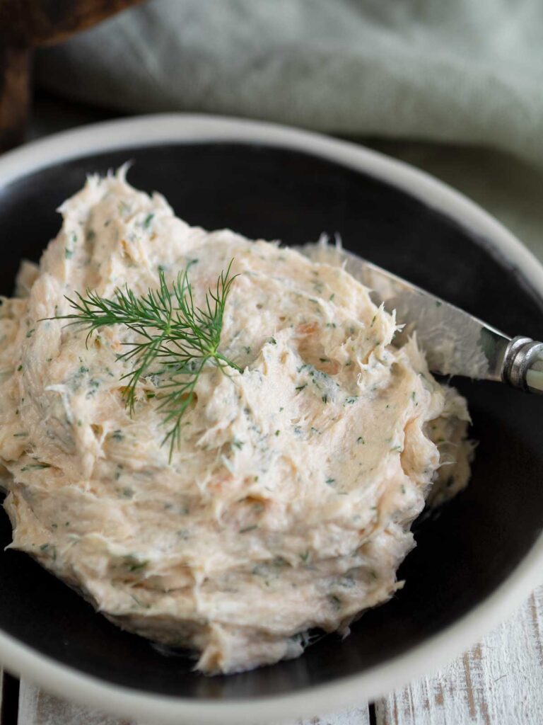 close up image of the dip in a black bowl