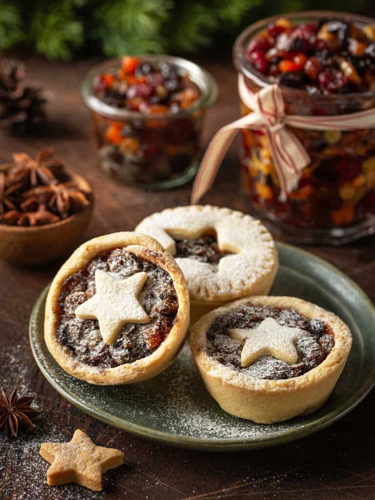 Fruit Mince Pies - Belly Rumbles